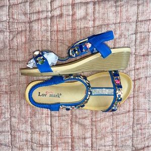 NEW Lov Mark Wedge Sandals/Heels